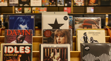 Exploring pop vinyl collectibles and music records in Dubai