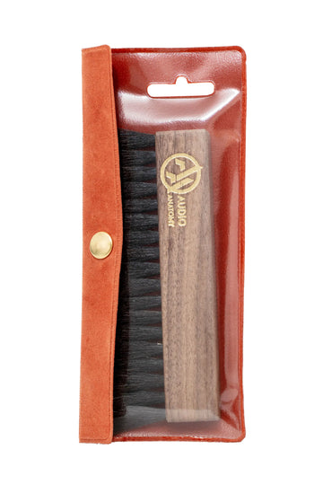 Walnut Wood Brush With Antistatic Goat And Nylon Fiber 